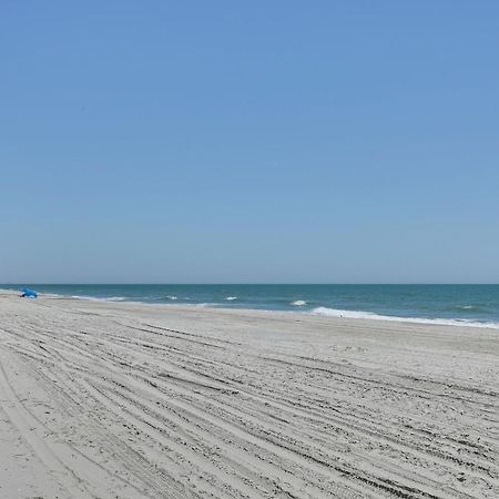 Coastal Condo On Beach With Community Pool Access! Myrtle Beach Dış mekan fotoğraf