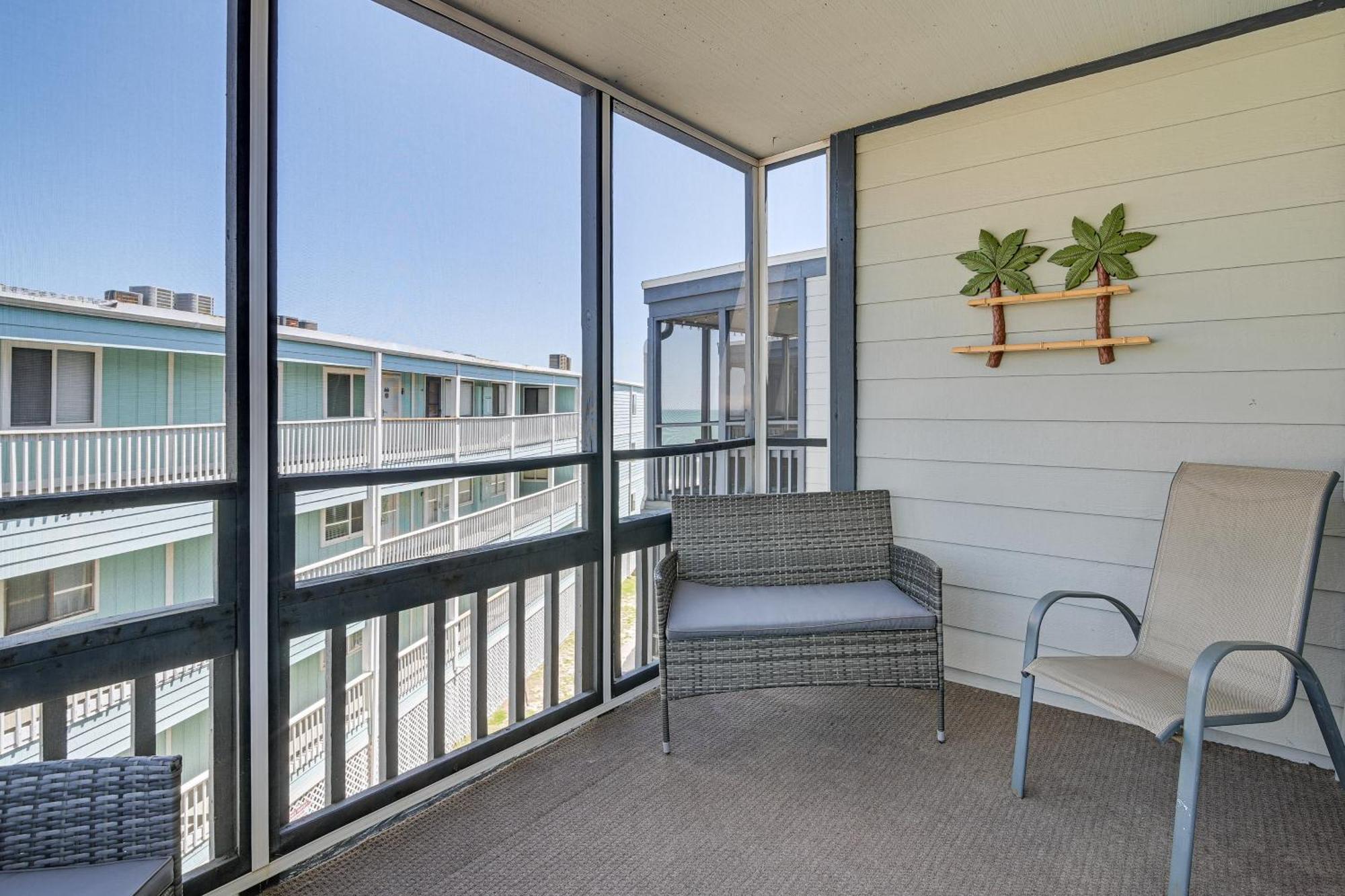 Coastal Condo On Beach With Community Pool Access! Myrtle Beach Dış mekan fotoğraf