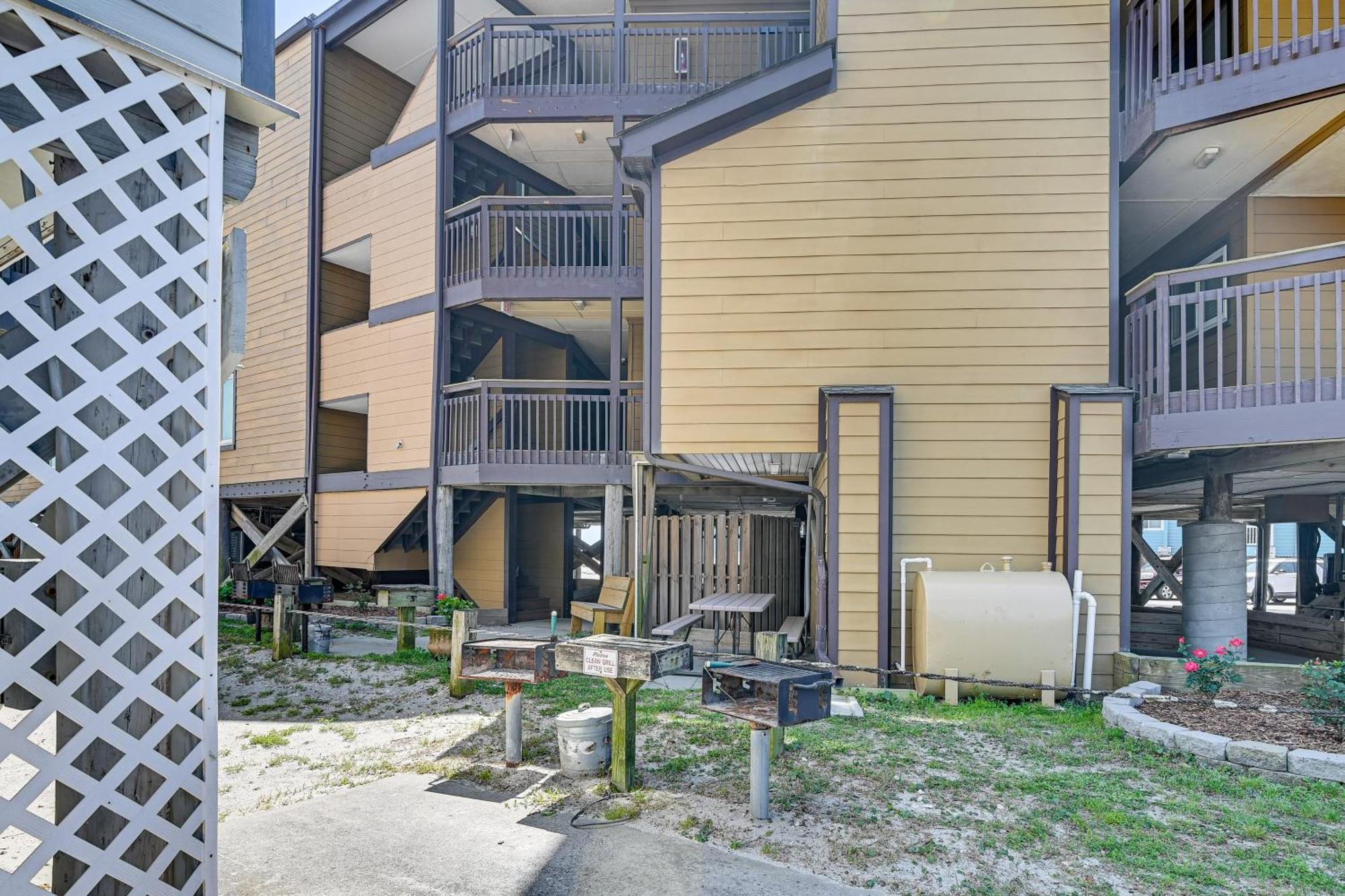 Coastal Condo On Beach With Community Pool Access! Myrtle Beach Dış mekan fotoğraf