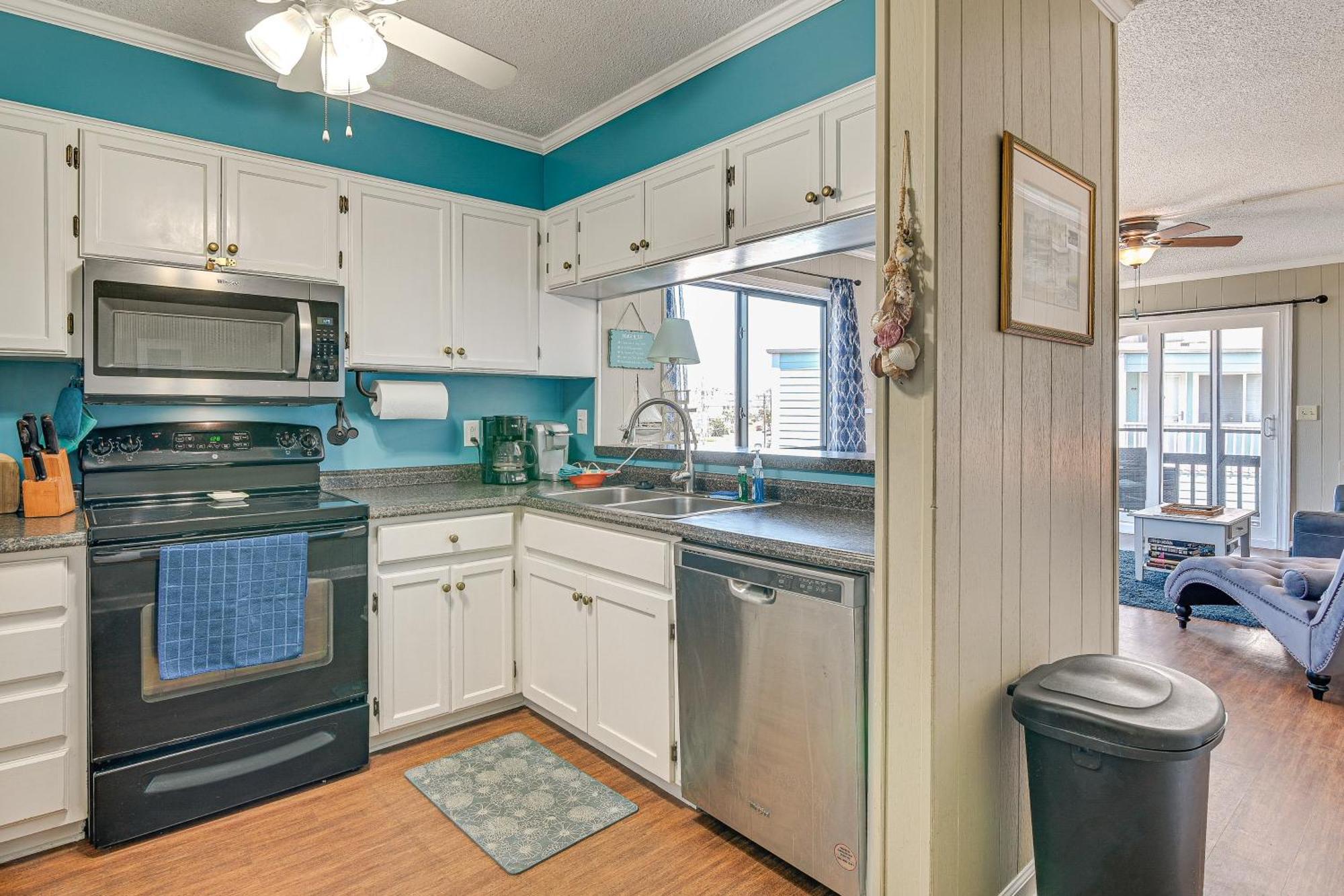 Coastal Condo On Beach With Community Pool Access! Myrtle Beach Dış mekan fotoğraf